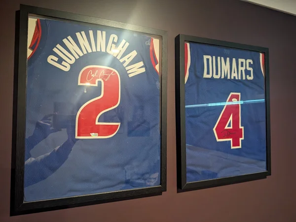 Cade Cunningham jersey